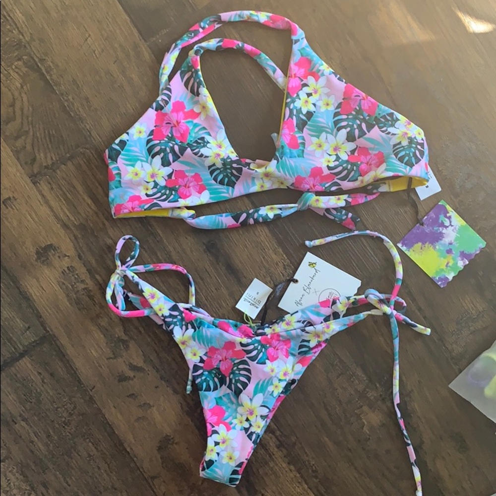 🆕 Moana Bikini Set 🌸
